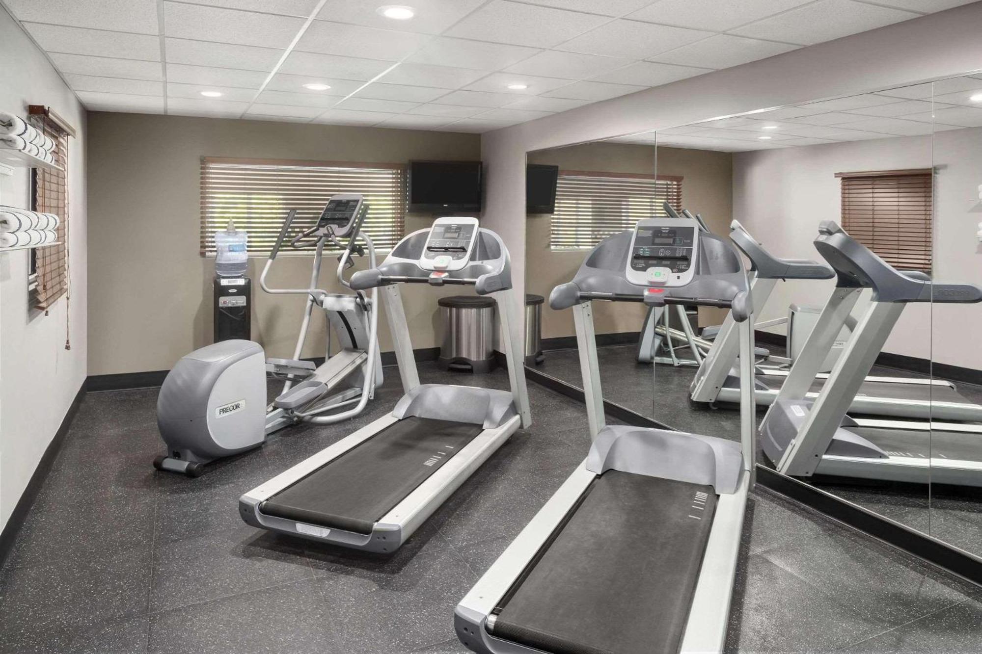 Country Inn & Suites By Radisson, Louisville South, Ky Shepherdsville Extérieur photo